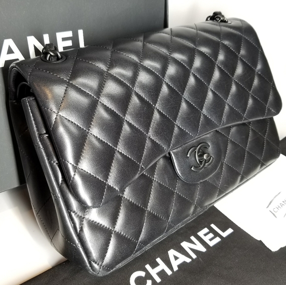 Limited CHANEL Jumbo Double Flap So Black Bag - Picture 2 of 16